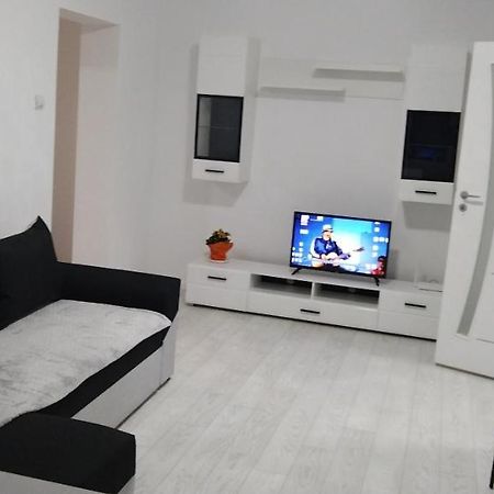 Apartament Apartment Iasi Ngoại thất bức ảnh