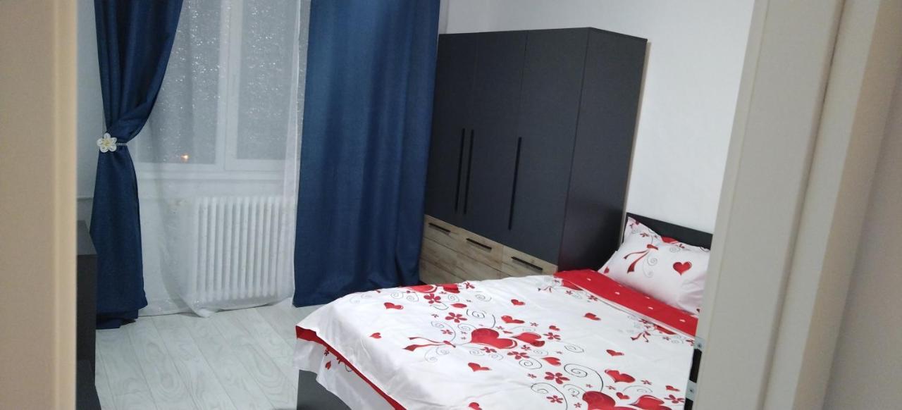 Apartament Apartment Iasi Ngoại thất bức ảnh